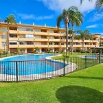 Patios De Santa Maria Golf, Elviria 公寓