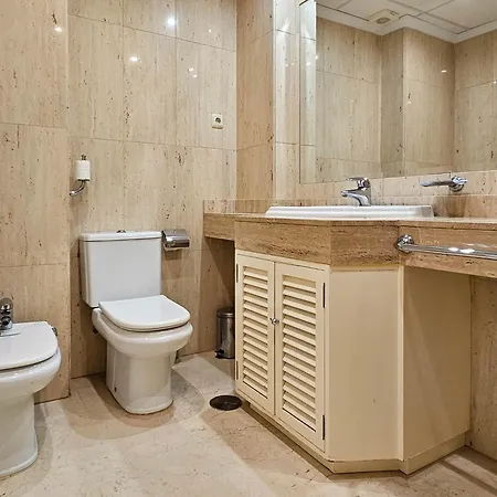 Patios De Santa Maria Golf, Elviria * 마르베야